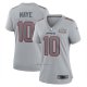 Camiseta NFL Game Mujer New England Patriots Drake Maye Super Bowl LX Patch Gris