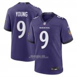 Camiseta NFL Game Baltimore Ravens Zion Young Jugador Violeta Camiseta NFL Game Baltimore Ravens Zion Young Jugador Violeta