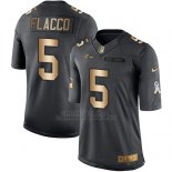 Camiseta Baltimore Ravens Flacco Negro 2016 Nike Gold Anthracite Salute To Service NFL Hombre